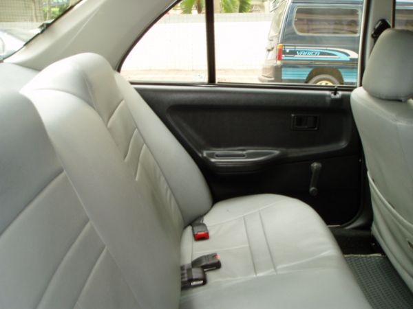 1997 HONDA CITY  銀色 自排  照片3